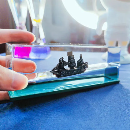 Drift Ship Desk Toy
